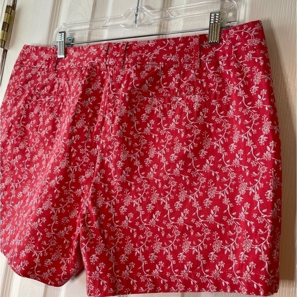 Land N Sea Chino Shorts Salmon Coral Floral Size 14 - Picture 5 of 16